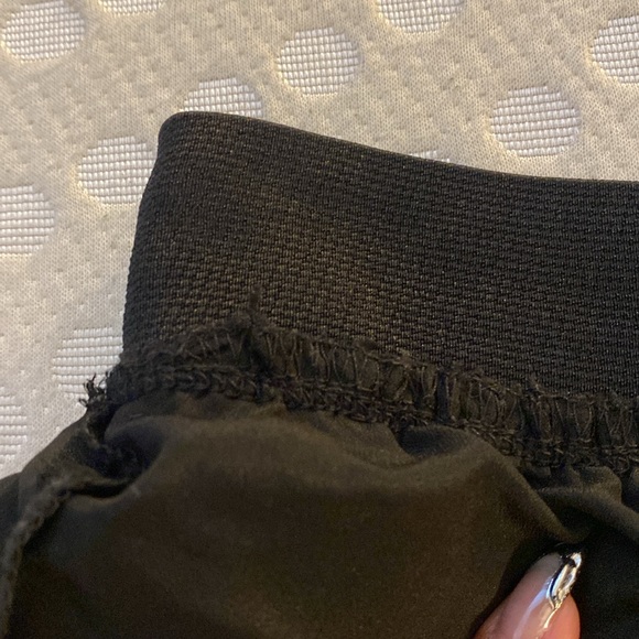 Black flowy skirt - Picture 8 of 8